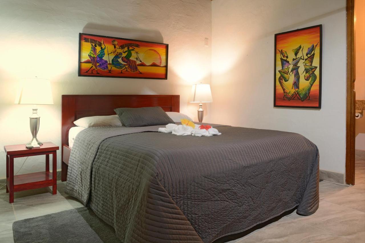 Double Room with Pool View